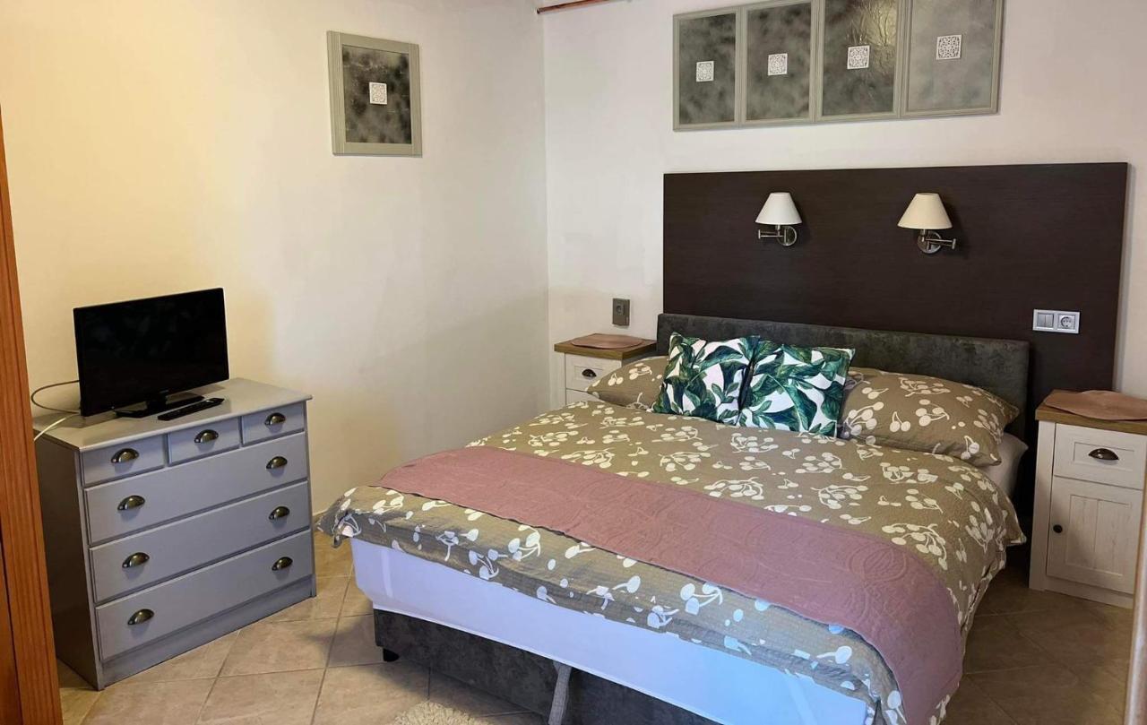 Rozsa Apartman Zalakaros Lägenhet Exteriör bild